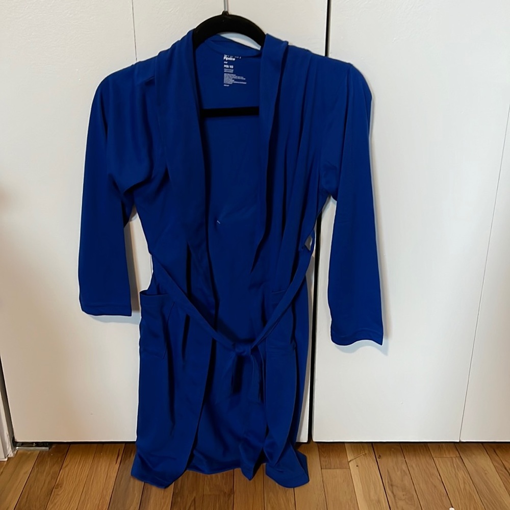 Kids bathrobe.  Size 8/10.  Dark blue.